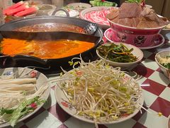 -赵美丽重庆火锅(西安直营总店)