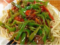 青椒炒肉盖烧面-兰州拉面(人民医院店)