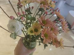 -谷莠子花艺气球派对·绿植造景·花艺沙龙(东海缤纷天地店)