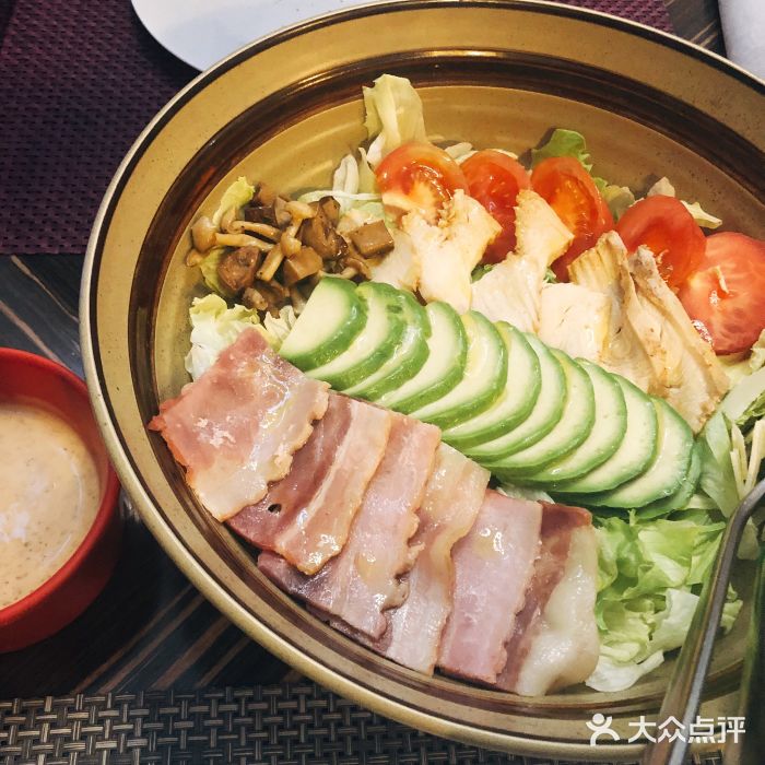 小莫餐厅And More Restaurant西餐(北京展览馆店)莫沙拉图片