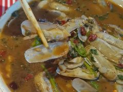 -金陵大勇烧烤·小龙虾·海鲜大咖(竹山路店)