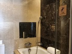 -成都仁恒格蓝柏薇酒店公寓