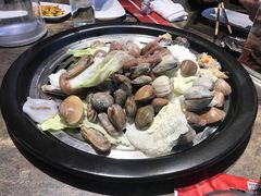 -日进一片海.生腌海鲜火锅.宵夜烧烤(三里屯总店)