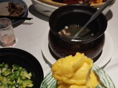 -八府香鸭·啫啫煲(华山路店)