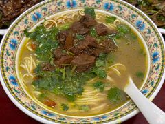 -金杨拉面王小吃面馆·牛三宝面·红烧牛肉粉
