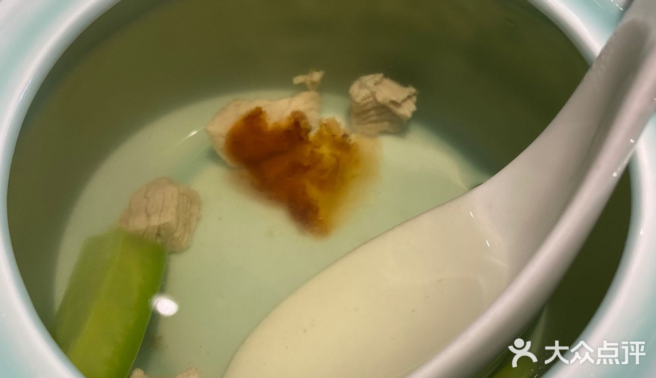 喝喝茶 聊聊天 养养生 🍵