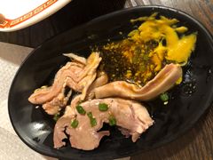荷尔蒙刺身-拉面莊夢語＆中华料理八椿