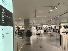 -H&M(天一广场店)