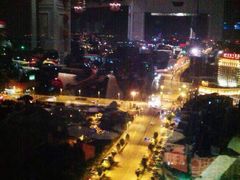 -荣誉国际酒店-云顶旋转餐厅