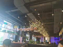 大堂-AK47烤羊腿串吧(柳浪家园店)