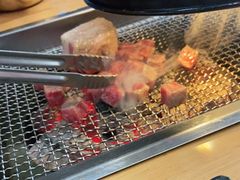 -肉甲韩国木炭烤肉(新壹街1店)