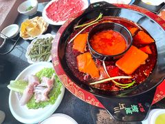 -三江两海老火锅(北京首店)