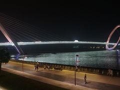 -南京眼步行桥
