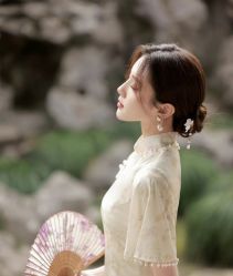 -租旗袍租礼服馆