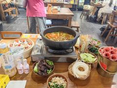 -黔有有贵州酸汤夺夺粉火锅(五味十字店)