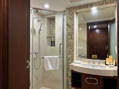 -汕尾巴黎半岛酒店