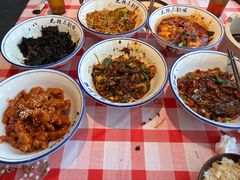 -笨豆腐居民楼菜馆•江西小炒(天津开发区店)