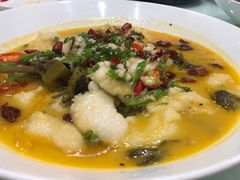 -皇城根·烤鸭·鱼头·家常菜(欧亚大观乐活城店)