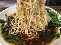 酱香牛肉细面-啊墨江牛烂烀米线