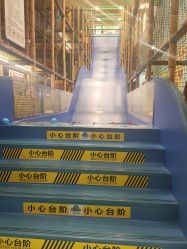 -MELAND(郑州万象城店)