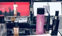 -YVESSAINTLAURENT