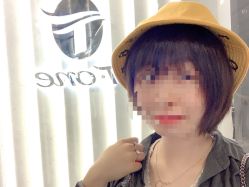 -AYO SALON
