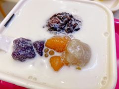 -满记甜品(日月光二店)