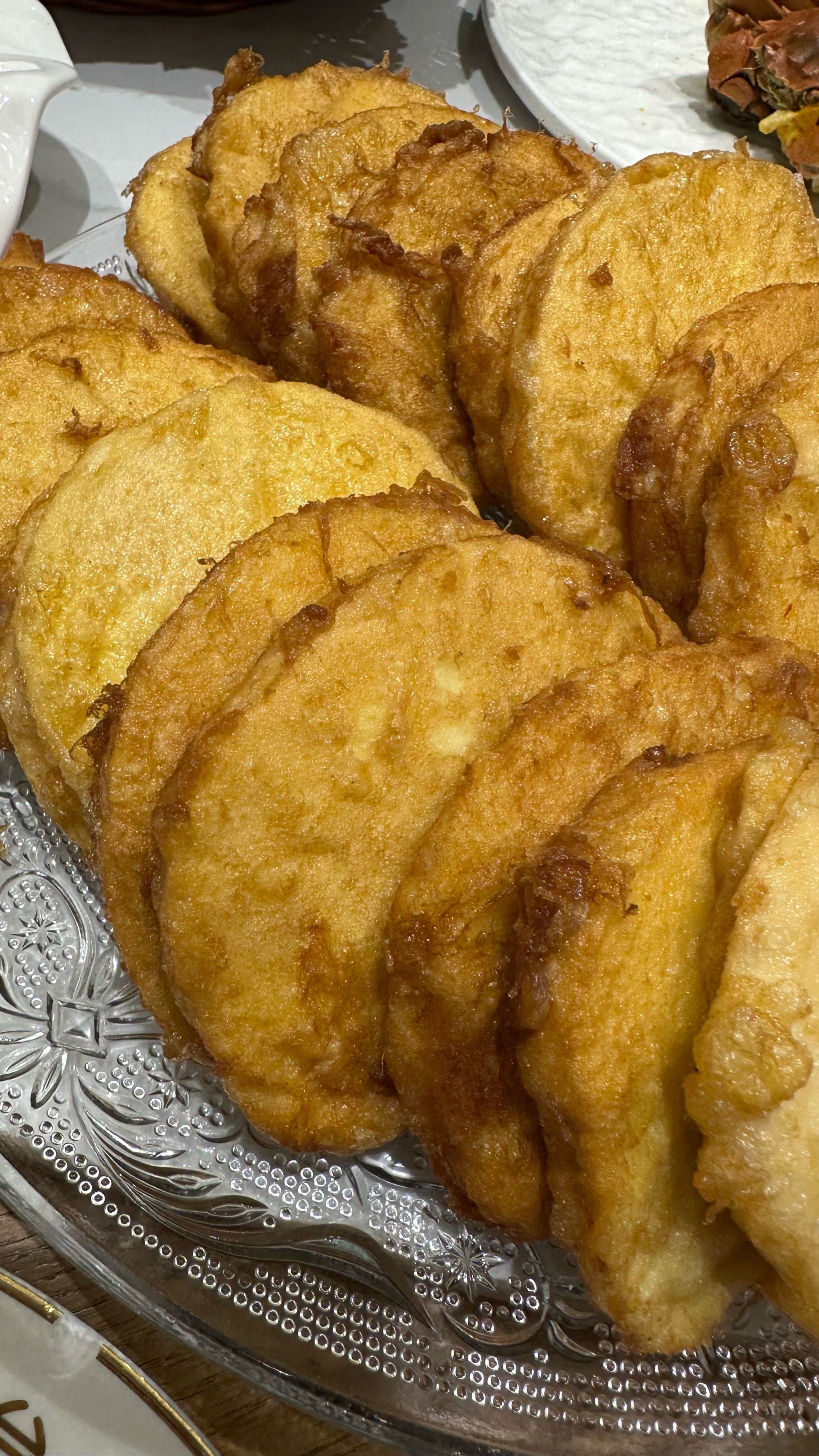 炸馒头干配臭豆腐