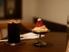 -Café Monson
