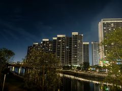 -深圳国际会展中心希尔顿酒店(前海华发冰雪世界店)