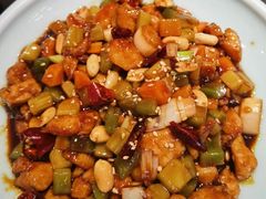 -川流不息·地道川菜·小龙虾(松东路店)