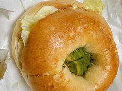 培根牛油果贝果明治-BIG BAGEL(永康路店)