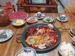 -旧街市鲜货老火锅(大光路店)