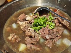 清汤牛肉锅-大众跷脚牛肉馆·非遗传承单位(峨眉山店)
