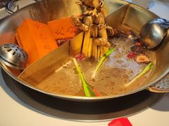 -小龙翻大江文化火锅(宽窄店)