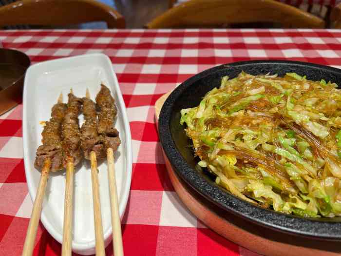 西贝莜面村(龙湖星悦荟店"西苑地铁口,经常来吃午饭.环境干净整洁.