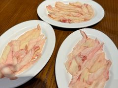 -牛满溢·自助潮汕鲜牛肉火锅(龙汇路店)