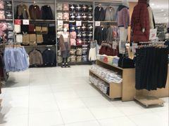 -优衣库(南京建邺万达广场店)