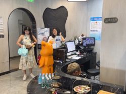 -TOP HAIR SALON