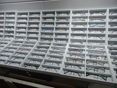 -潘多拉眼镜·蔡司依视路明月(潘家园店)