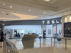 -TESLA 特斯拉(广州天环广场体验店)