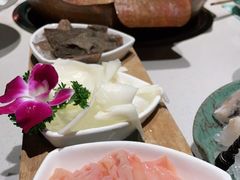 -墨居上隐·院子里火锅(峨眉店)