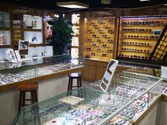 -三叶眼镜城(八佰伴店)