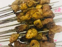 -清真磊磊烧烤老店(饮虎池街34号店)