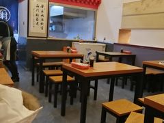大堂-门框胡同百年卤煮(前门煤市街店)