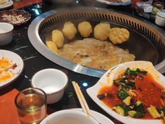 -袁小二大东北铁锅炖(吉祥村总部)