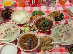 -老方桌烂蹄花川菜馆(九龙坡店)