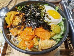 香滑鸡肉石锅拌饭-吴草鸡爪오초닭발韩食堂(融恒盈嘉中心店)