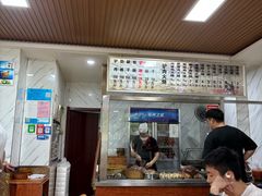 -闫家驴肉火烧(五四店)