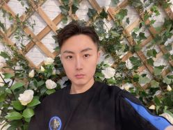 -侨治发型